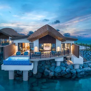 Anantara Mina Khaimah منتجع